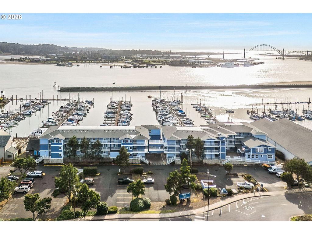 890 Se BAY Blvd 104, Newport, OR 97365