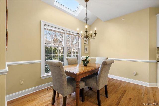 51 Club Pointe Drive, White Plains, NY 10605