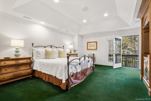 51 Club Pointe Drive, White Plains, NY 10605