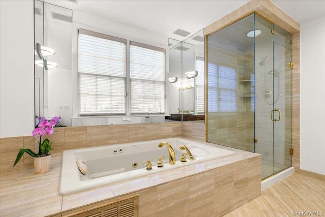 51 Club Pointe Drive, White Plains, NY 10605