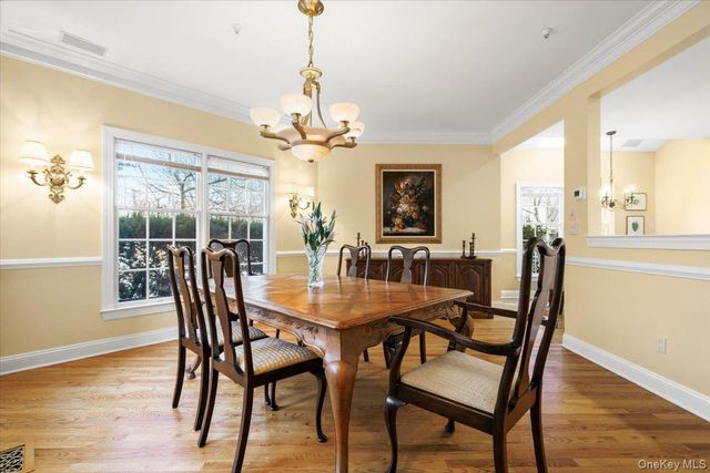 51 Club Pointe Drive, White Plains, NY 10605