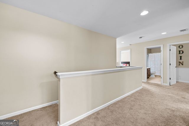 10 Stonebridge Pass, Newnan, GA 30265