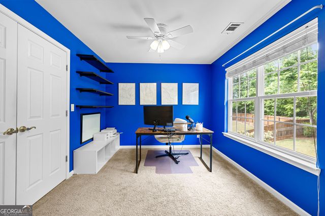 10 Stonebridge Pass, Newnan, GA 30265