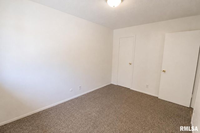 3800 W BRIGHTON Avenue, Peoria, IL 61615