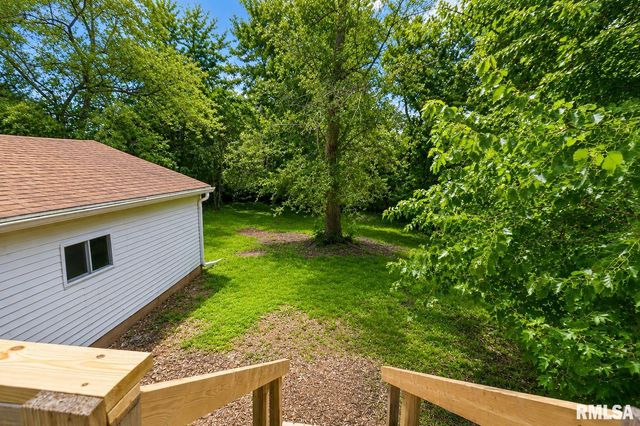 3800 W BRIGHTON Avenue, Peoria, IL 61615