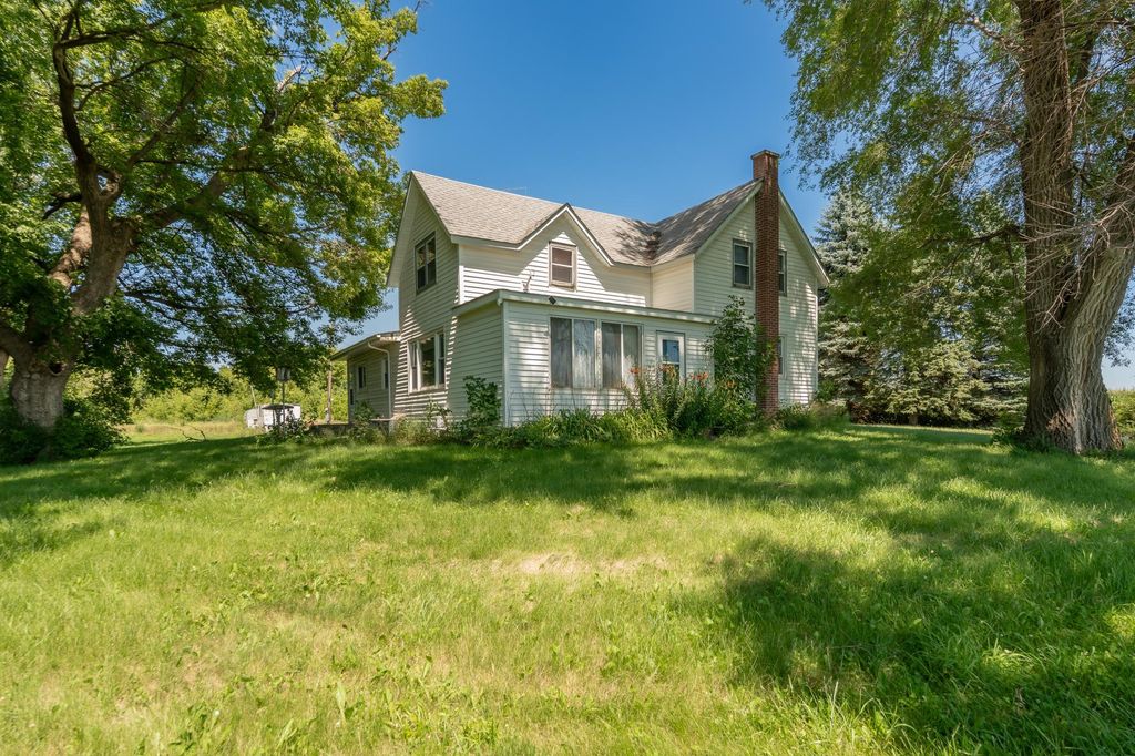 1360 190th Street E, Jordan, MN 55352