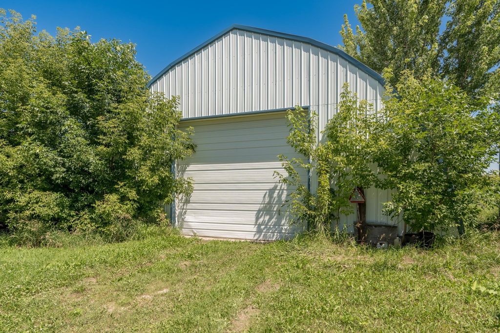 1360 190th Street E, Jordan, MN 55352 — photo 3