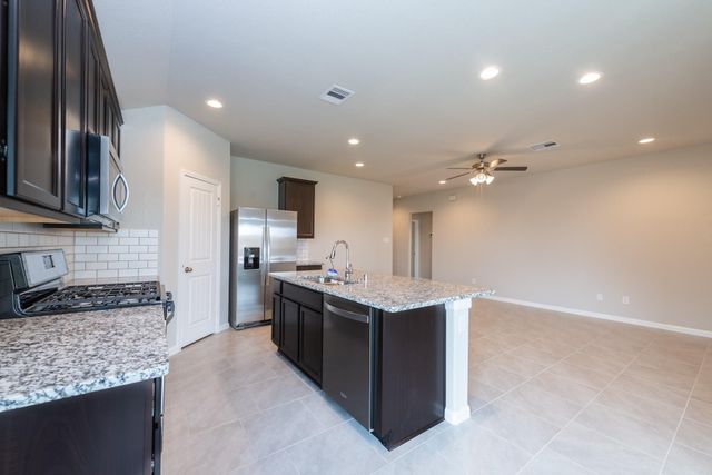 18351 Raven Rock Lane, Richmond, TX 77407