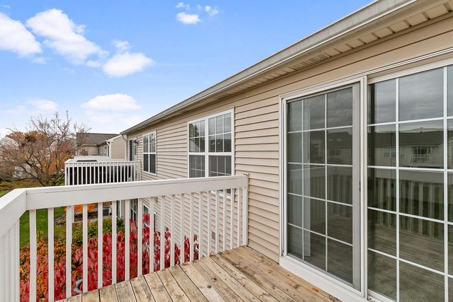 2604 Sheehan Court 204, Naperville, IL 60564