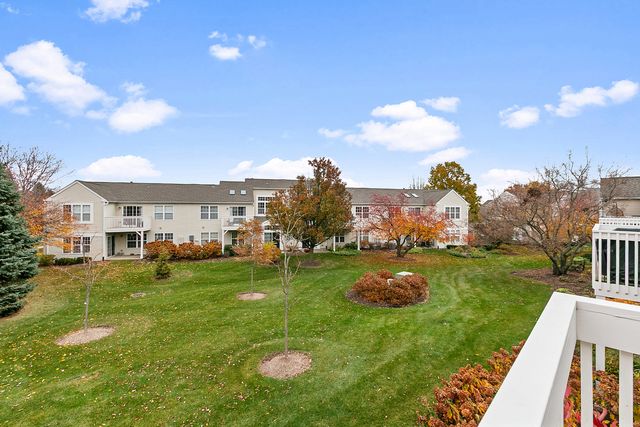 2604 Sheehan Court 204, Naperville, IL 60564
