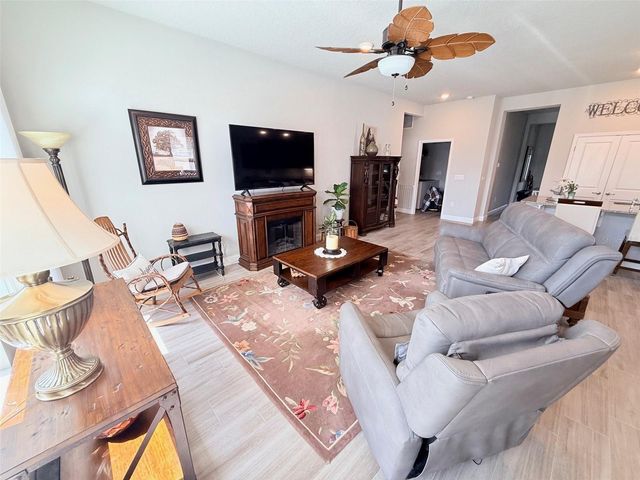 4 EASTMOOR LANE, Palm Coast, FL 32164