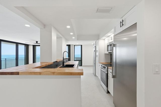 5460 N Ocean Drive 6a, Riviera Beach, FL 33404