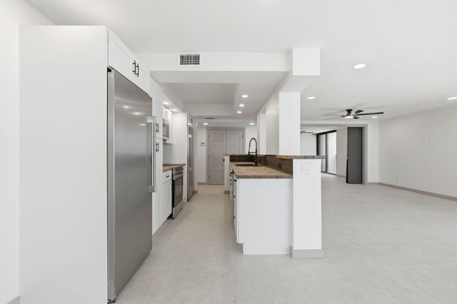 5460 N Ocean Drive 6a, Riviera Beach, FL 33404
