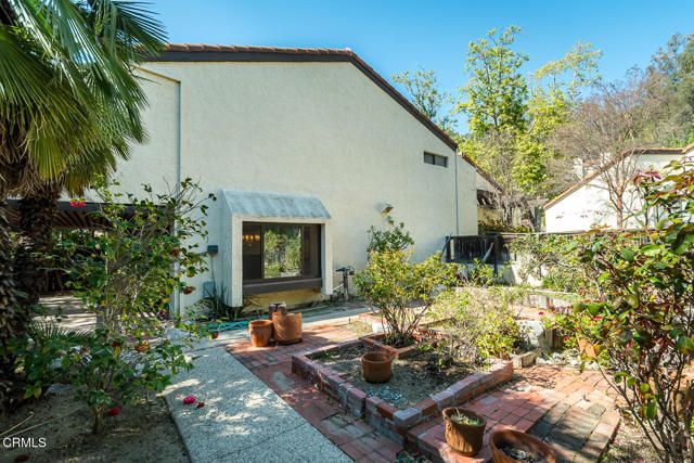 5 Faircliff Court, Glendale, CA 91206