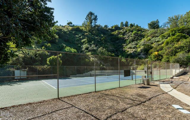 5 Faircliff Court, Glendale, CA 91206