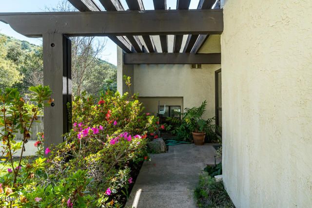 5 Faircliff Court, Glendale, CA 91206