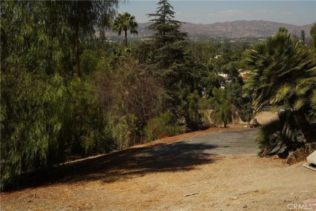 22636 Avenue San Luis, Woodland Hills, CA 91364