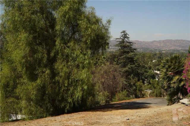 22636 Avenue San Luis, Woodland Hills, CA 91364