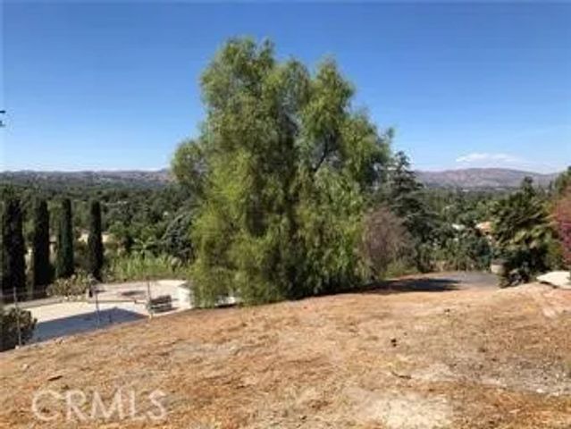22636 Avenue San Luis, Woodland Hills, CA 91364