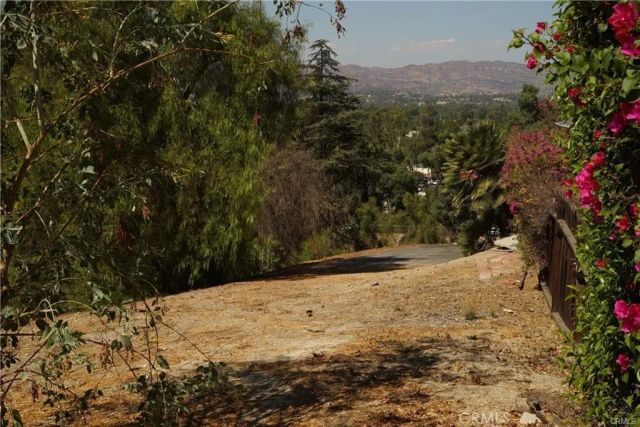 22636 Avenue San Luis, Woodland Hills, CA 91364