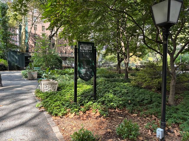 5 Tudor City Pl Apt 339, New York City, NY 10017