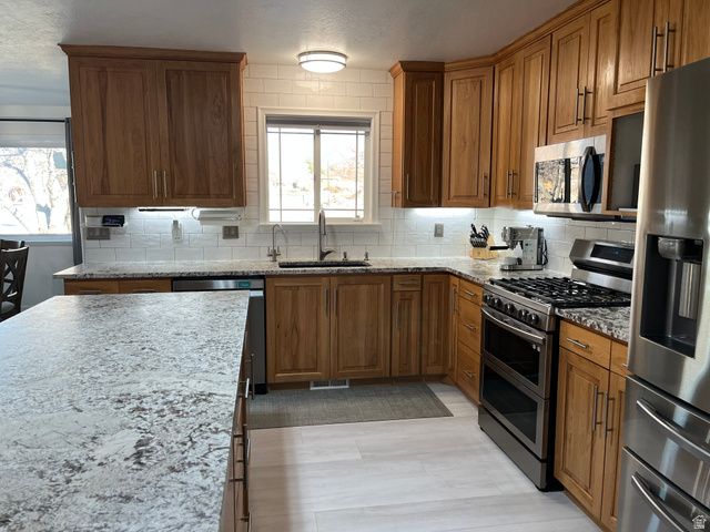 10945 S HYRUM PL, Sandy, UT 84070