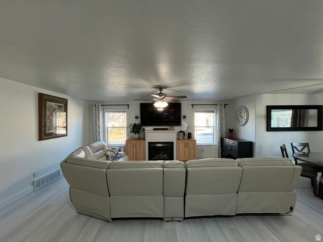 10945 S HYRUM PL, Sandy, UT 84070