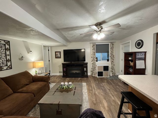 10945 S HYRUM PL, Sandy, UT 84070