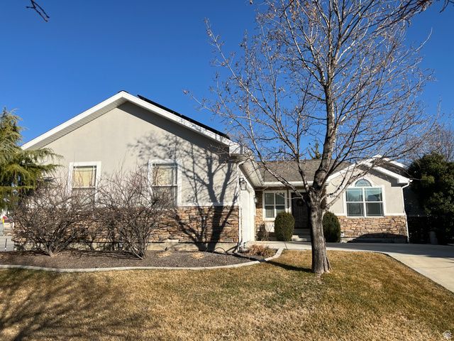 10945 S HYRUM PL, Sandy, UT 84070