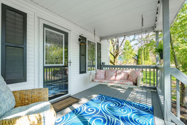 115 E Maple Street, Plainwell City, MI 49080