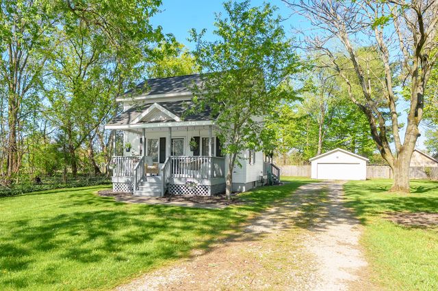 115 E Maple Street, Plainwell City, MI 49080