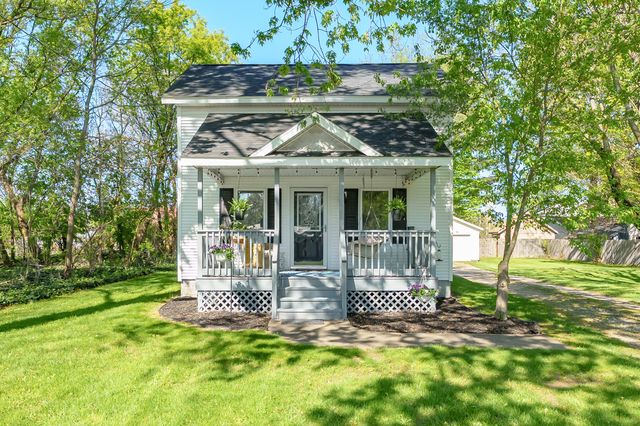 115 E Maple Street, Plainwell City, MI 49080