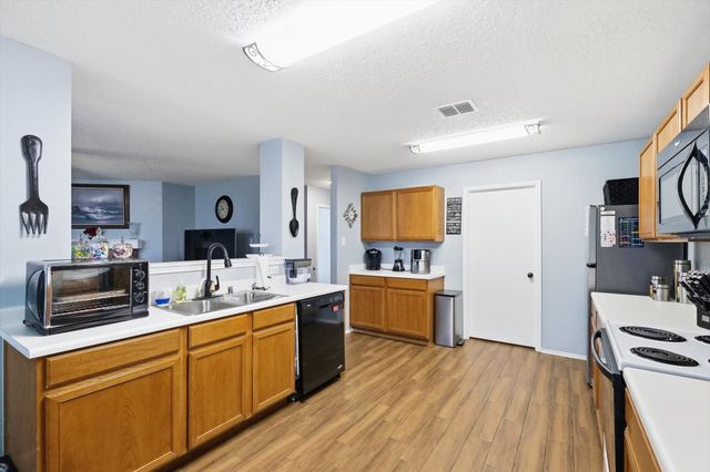 1528 Fieldstone Drive, Little Elm, TX 75068