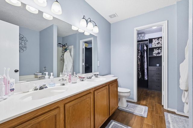 1528 Fieldstone Drive, Little Elm, TX 75068