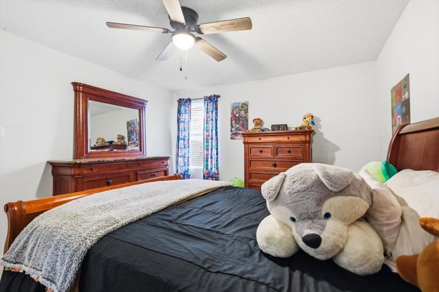 1528 Fieldstone Drive, Little Elm, TX 75068