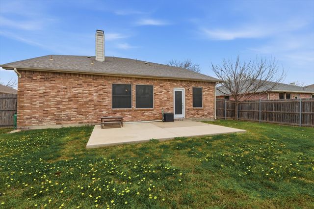 1528 Fieldstone Drive, Little Elm, TX 75068