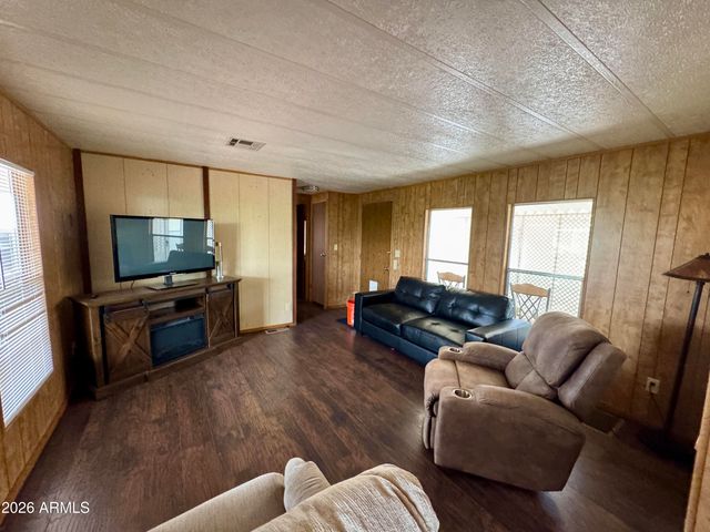10220 E APACHE Trail 220, Apache Junction, AZ 85120