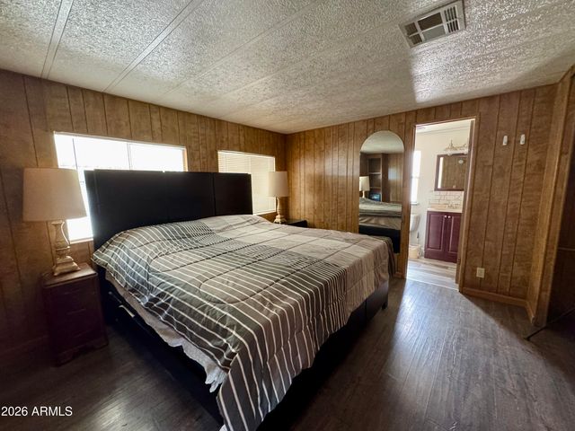 10220 E APACHE Trail 220, Apache Junction, AZ 85120