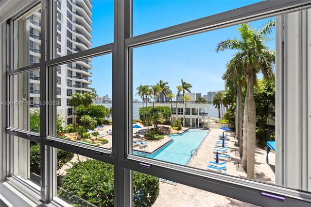 3600 Mystic Pointe Dr 306, Aventura, FL 33180