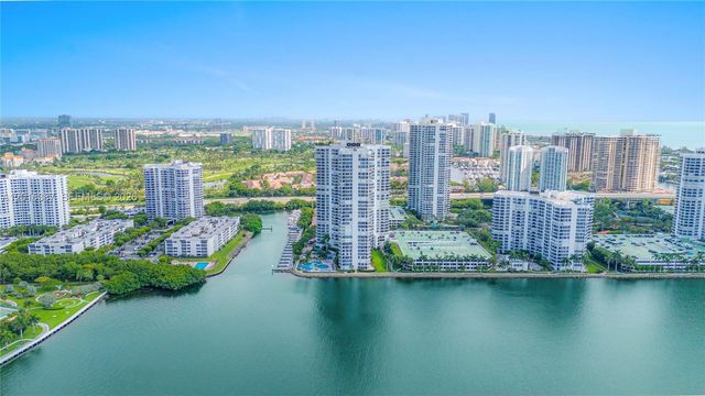 3600 Mystic Pointe Dr 306, Aventura, FL 33180