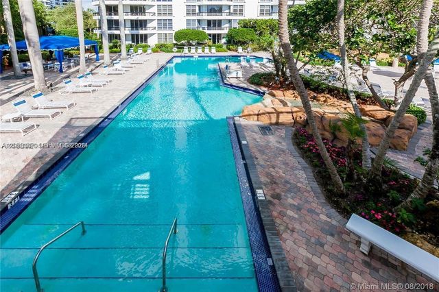 3600 Mystic Pointe Dr 306, Aventura, FL 33180