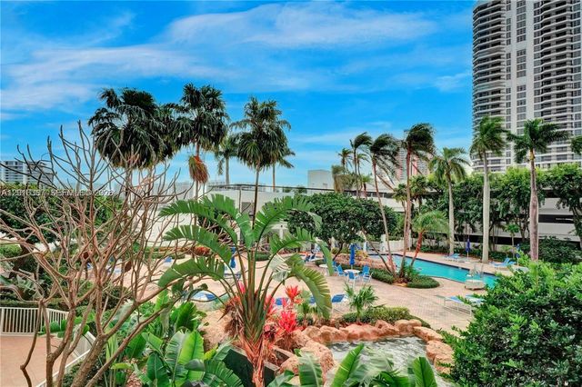 3600 Mystic Pointe Dr 306, Aventura, FL 33180