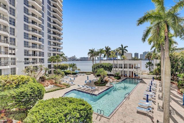 3600 Mystic Pointe Dr 306, Aventura, FL 33180
