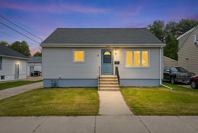 1014 24TH STREET, Two Rivers, WI 54241