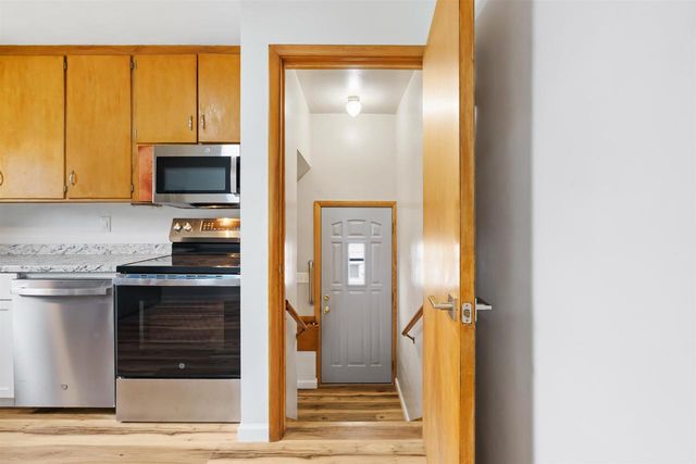 1014 24TH STREET, Two Rivers, WI 54241