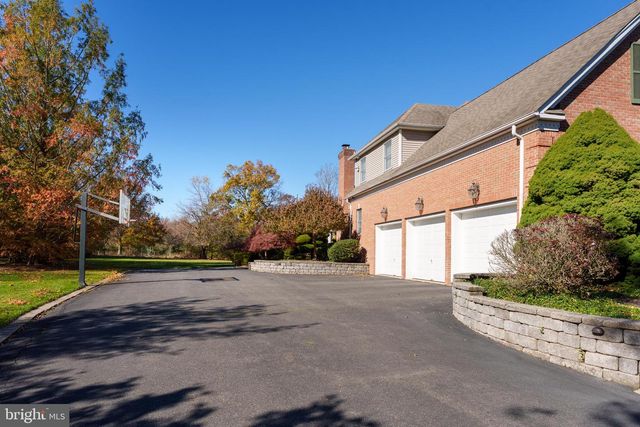 7 SILVER MAPLE CT, Belle Mead, NJ 08502