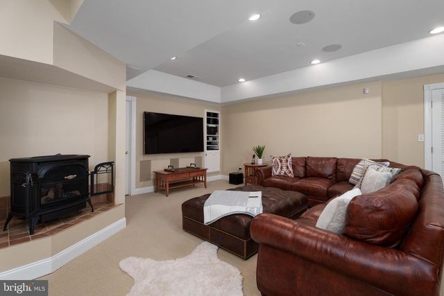 7 SILVER MAPLE CT, Belle Mead, NJ 08502