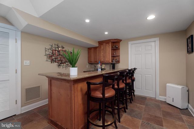 7 SILVER MAPLE CT, Belle Mead, NJ 08502