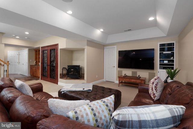 7 SILVER MAPLE CT, Belle Mead, NJ 08502
