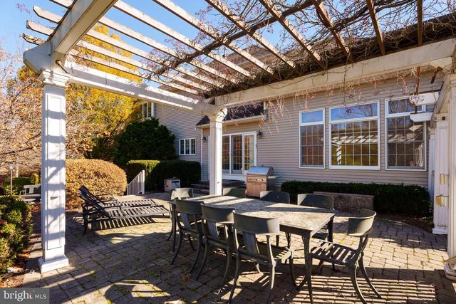 7 SILVER MAPLE CT, Belle Mead, NJ 08502